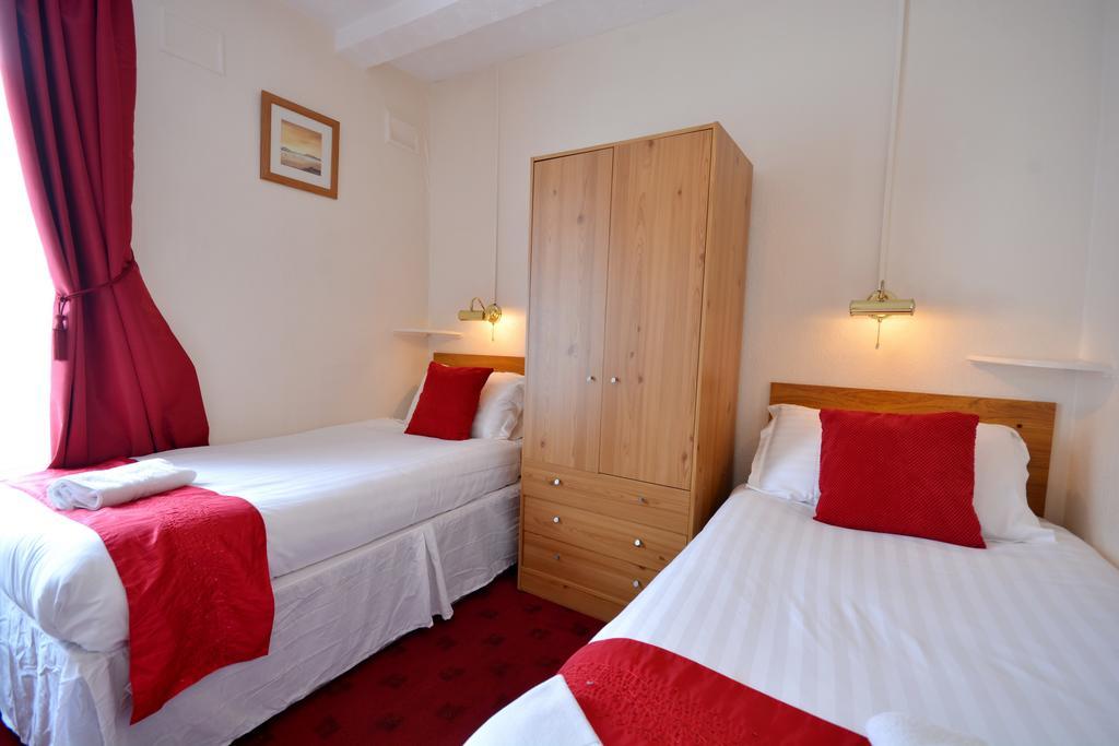 Barrons Hotel Blackpool Bagian luar foto